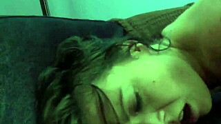 fresh pussy vanessa naughty a horny girl gets her pussy penetrated