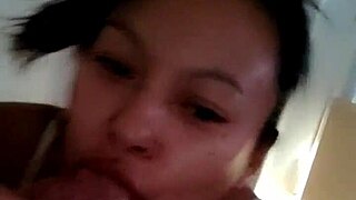 Real homemade teen deepthroats cock in amateur cum scene