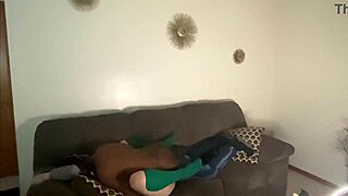 A girl with a big ass squirts with the force of two consecutive climaxes
