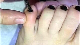 Latina Shows Feet To Followers.