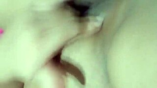 limpando mel do vibrador e gozando mais parte 2 2