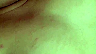 limpando mel do vibrador e gozando mais parte 2 2