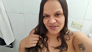 man, i’m just watchin evandro, my corno husband, with this latina