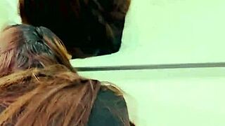 me cojo a mi esposa con vestido, tacones y cachetero de encaje en una sesión caliente.