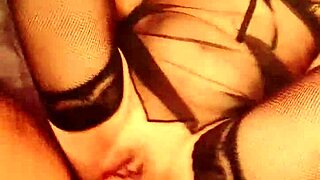 milf participates in homemade shooting with large penis