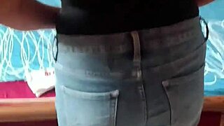 Doble corrida inside wet pussy of tinder stranger?