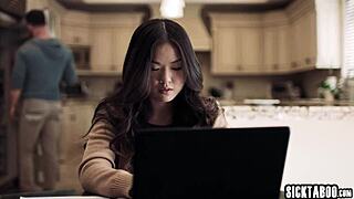 Lulu Chu And Slimthick Vic Engage In Lesbian Sex And Fucking