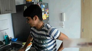 Hot Indian Flaca Pays Plumber with Pussy, Gets Covered in Cum
