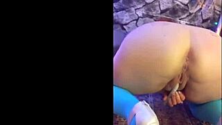 hotwife steffi teases pussy in dance pmv