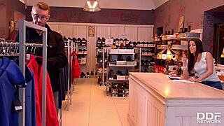 salesgirl gets deep anal on black friday, blowjob included