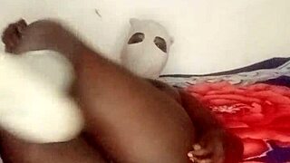 hey, wanna watch me play alone with my curves?