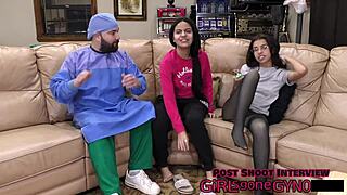 Wow, Alix Avery's kinky footjob in latex!