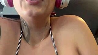omg, i was so sweaty and wet at copacabana gym, my pussy dripping with salty desire!