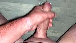 hommage to bagdousch with a hot cumshot tribute.