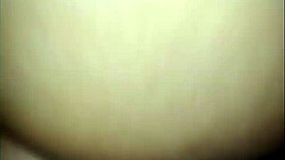 Amateur Cumming In Tight Pussy