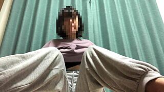 Japanese amateur shows off her masturbation in front of camera