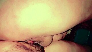 Best way to satisfy an unsatisfied stepmom with a wet shaved pussy! 😜