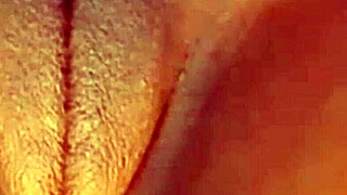 Yo, Sexystacy7 plays with her phat pussy! 😜