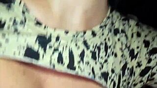 cataleya lets indriver touch her on webcam