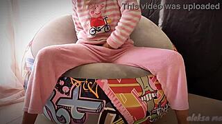 Skinny Teen Masturbates and Squirts on Camera