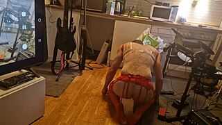 Wanted Production - Kit Willer tears his backside open in kitchen