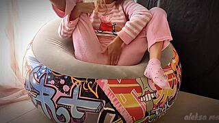 Skinny Teen Masturbates and Squirts on Camera