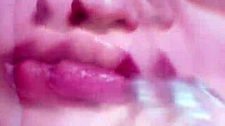 Nude Slave Goddess With Lipstick Fetish