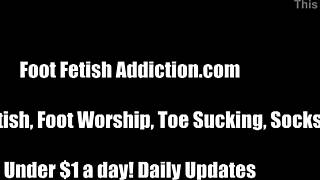 jean bardot enjoys pampering of her perfect size 10 feet in fetish