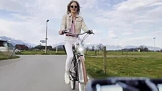Miss daisy diamond on wheels bike vlog