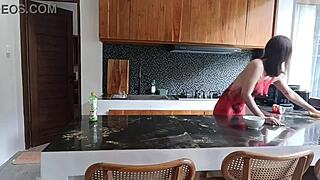 Homemade Asian Amateur Girlfriend Teaches House Cleaning Tips