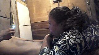 you wanna see that fat bbw oral action?