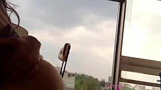 mi profesor quería reprobarme pero le di sentones y terminó dentro con nota 10