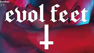 Latina Lesbians Engage In Foot Fetish Threesome