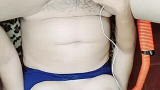 Que Sabroso Se Siente Bien Profundo Este Enorme Pollon Y Mira Como Sale Mi Leche A Chorros