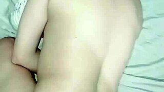 gran follada con naree disfrutando su rico coño pequeño y jugosa