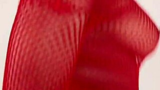 Watch ladies, this is how to slurp a big black cock!