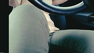 Desperate Sister Stuck in Traffic, Couldn't Hold It and Wet Her Jeans, OMG!