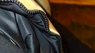 I met a mature woman at the party