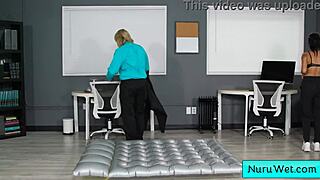 Ebony Hot Masseuse With Perfect Natural Big Boobs Gives Wet Nuru Massage - Evan Stone Nina White