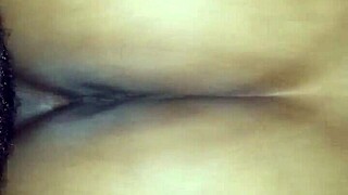 Chocolate booty gets shaking up on the dance floor