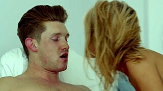 Intimate fun with babe giving huge cumshot facial!