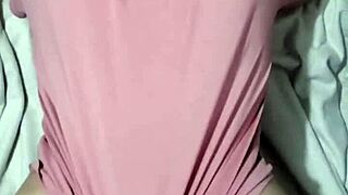 Doña Mary on all fours