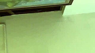 She says her orgasm on web chat is terrible