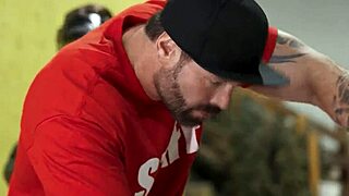 Bored girlfriend tries her luck with reality kings