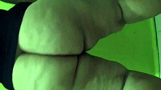 feeling wild as i shake my big butt without clothes