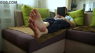 Sexy Teen 18+ Amateur Teases with Bare Soles for Foot Fetish