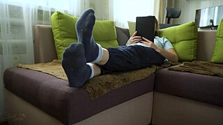 Sexy Teen 18+ Amateur Teases with Bare Soles for Foot Fetish