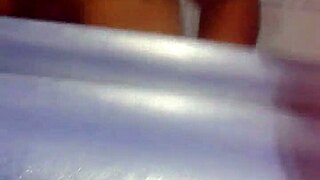 Married Woman Giving Anal on All Fours in Motel