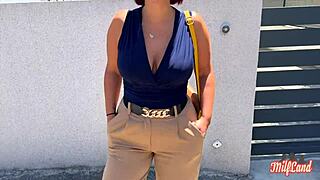 Vanessa's naughty big breasts from Rouen arouse deep desires