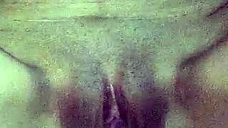 Is India the ultimate zorra in this scene?